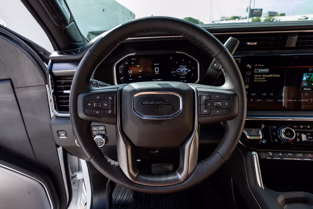 2026 GMC Sierra 3500HD Denali Ultimate Crew Cab Image 19