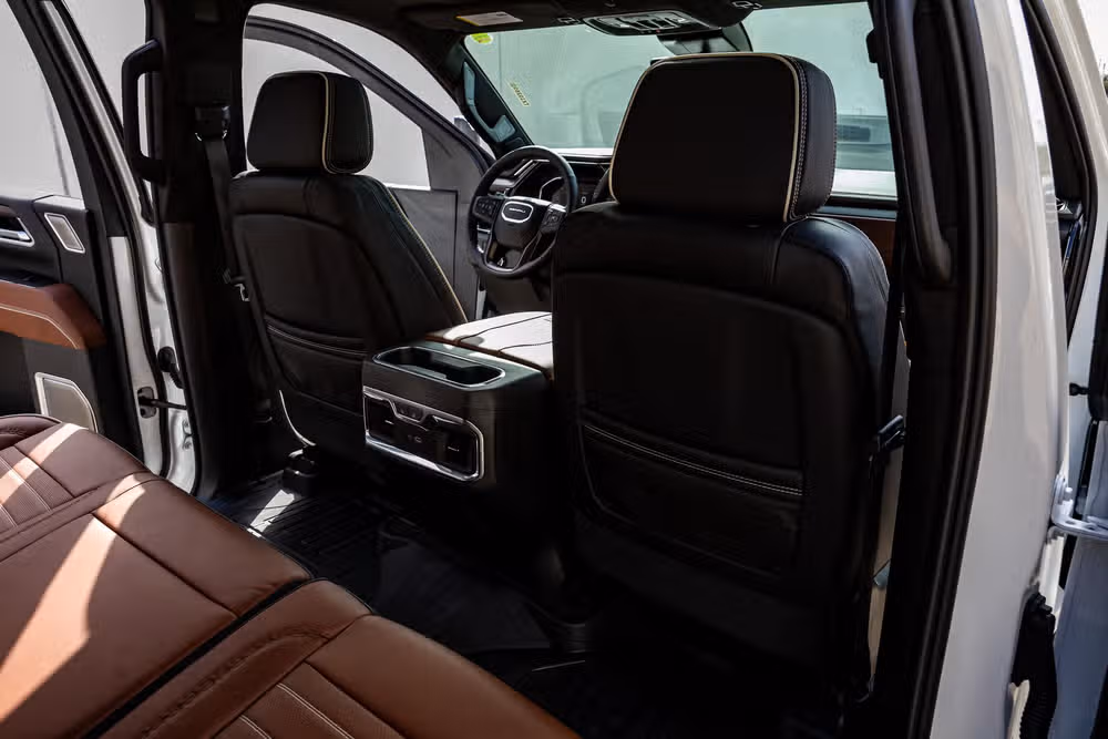 2026 GMC Sierra 3500HD Denali Ultimate Crew Cab Image 33