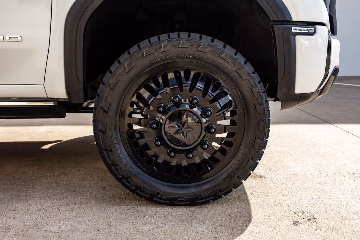 2026 GMC Sierra 3500HD Denali Ultimate Crew Cab