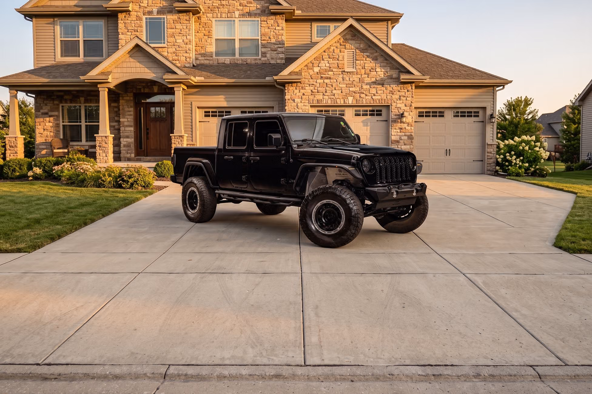 2023 Jeep Gladiator Willys Crew Cab Image 32
