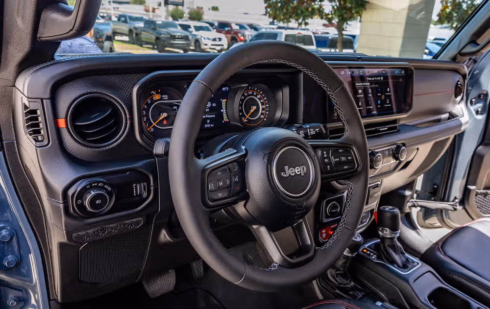 2025 Jeep Wrangler Rubicon X Image 15