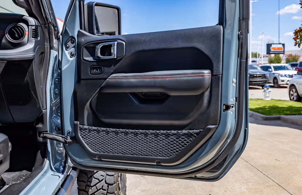 2025 Jeep Wrangler Rubicon X Image 36