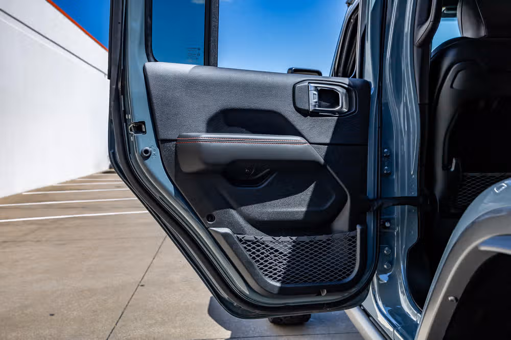 2025 Jeep Wrangler Rubicon X Image 37
