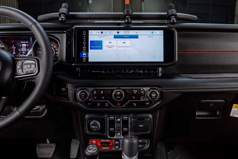 2025 Jeep Wrangler Rubicon X Image 24