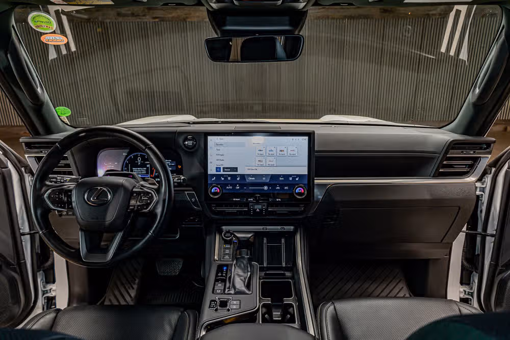 2024 Lexus GX 550 Overtrail+ Image 15