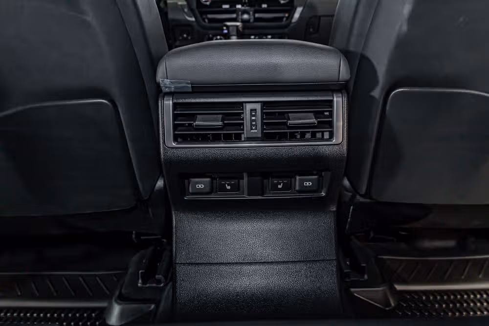 2024 Lexus GX 550 Overtrail+ Image 24