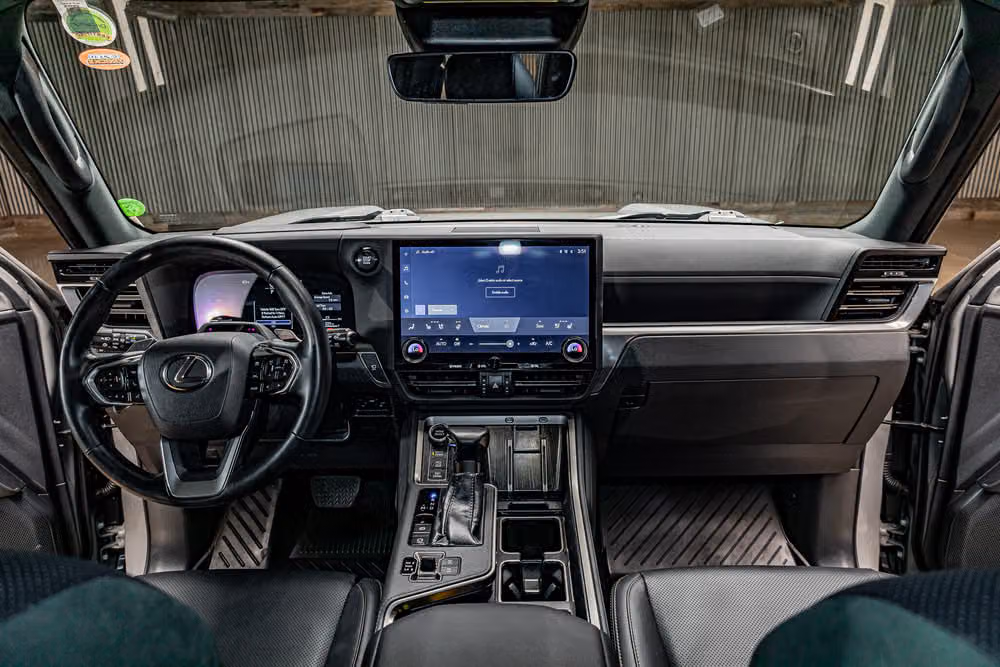 2024 Lexus GX 550 Overtrail+ Image 13