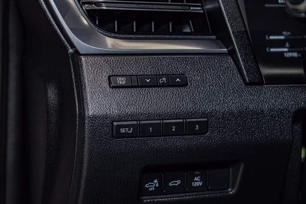 2024 Lexus GX 550 Overtrail+ Image 16