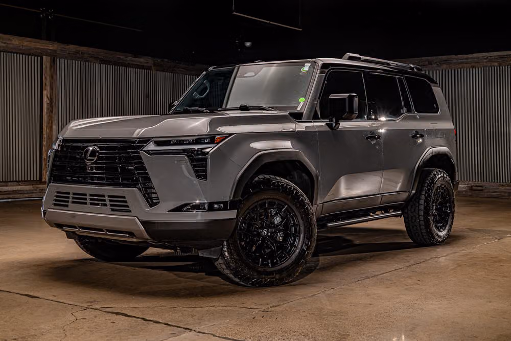 2024 Lexus GX 550 Overtrail+ Image 4