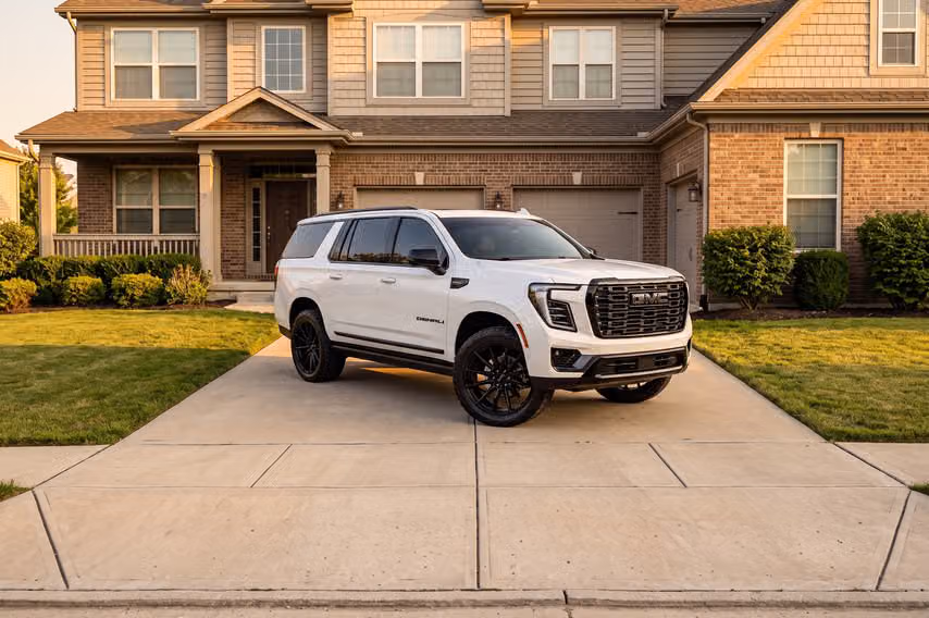 2025 GMC Yukon XL Denali Ultimate Image 36