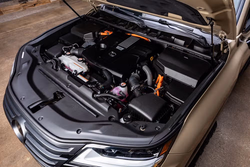 2025 Lexus LX 700h Overtrail Image 42