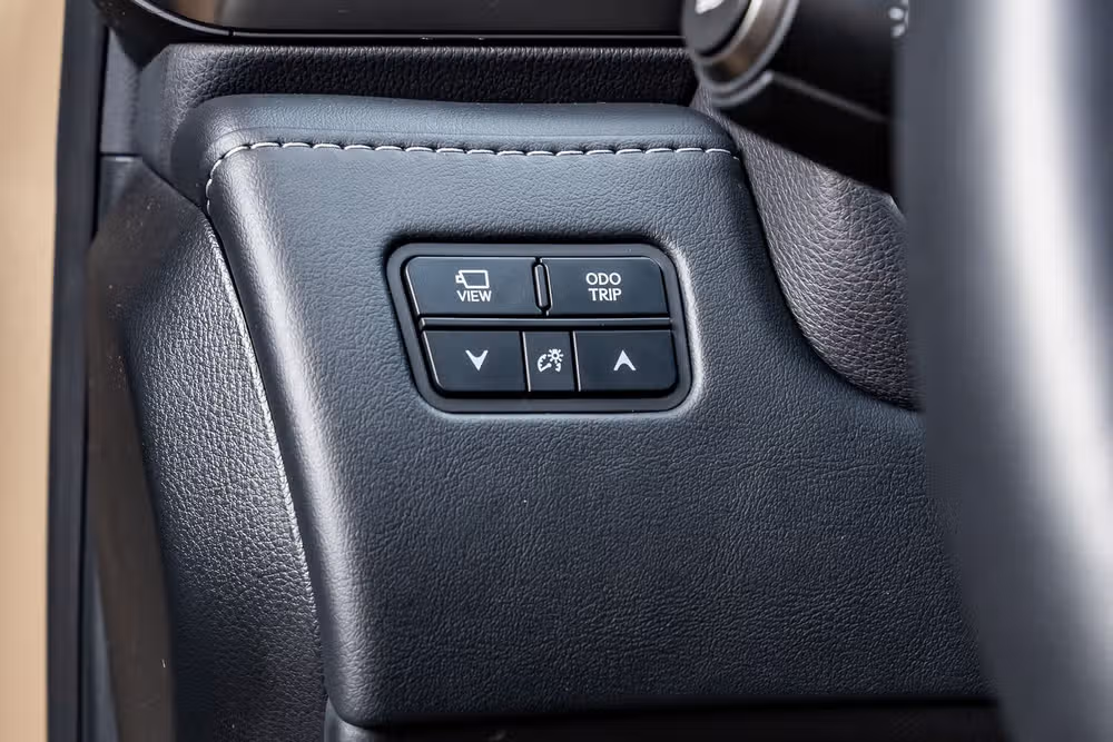 2025 Lexus LX 700h Overtrail Image 22
