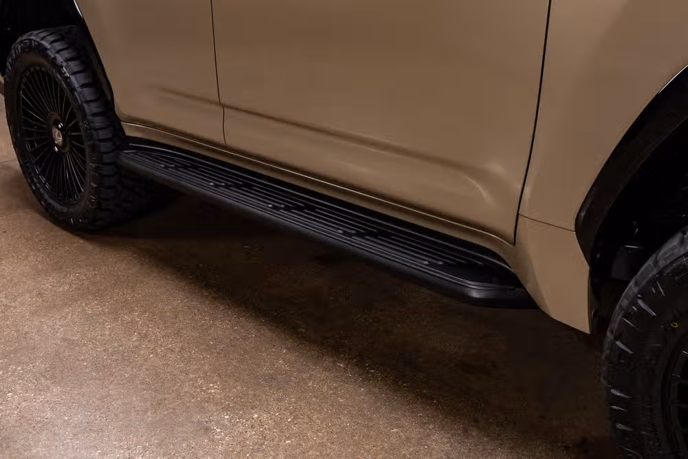 2025 Lexus LX 700h Overtrail Image 13