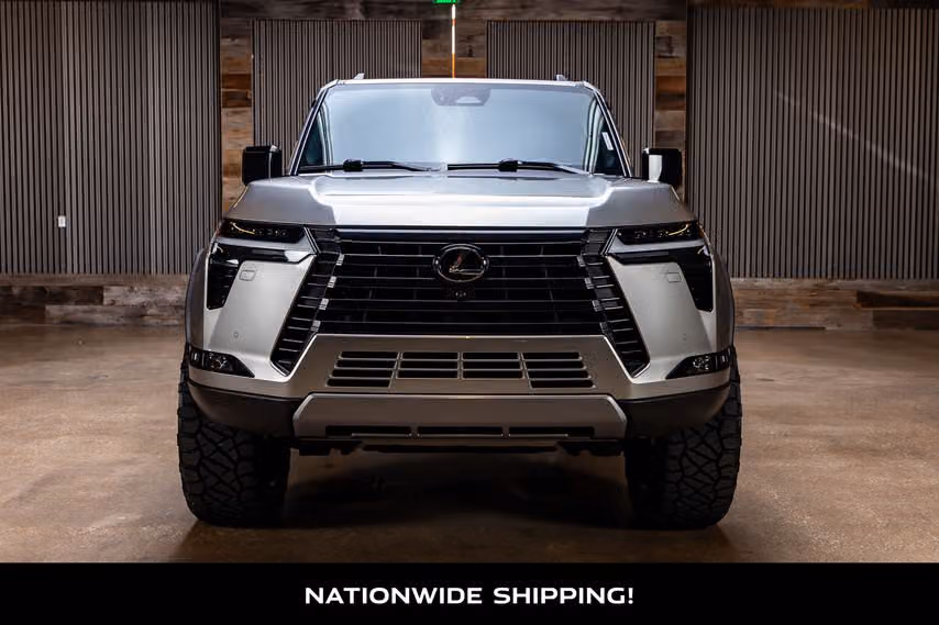 2025 Lexus GX 550 Overtrail+ Image 4