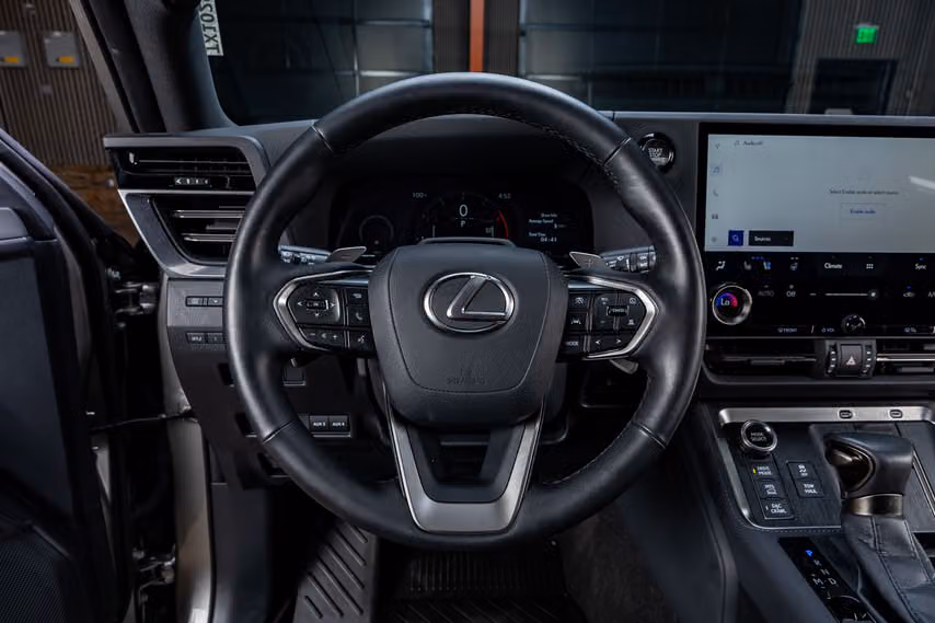 2025 Lexus GX 550 Overtrail+ Image 19