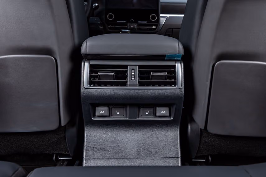 2025 Lexus GX 550 Overtrail+ Image 33