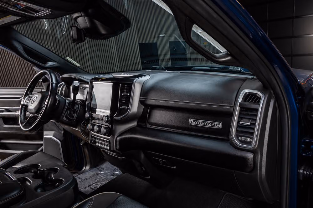 2022 Ram 3500 Laramie Mega Cab Image 18