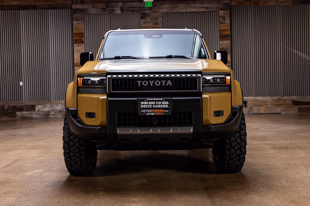 2024 Toyota Land Cruiser Base Image 5