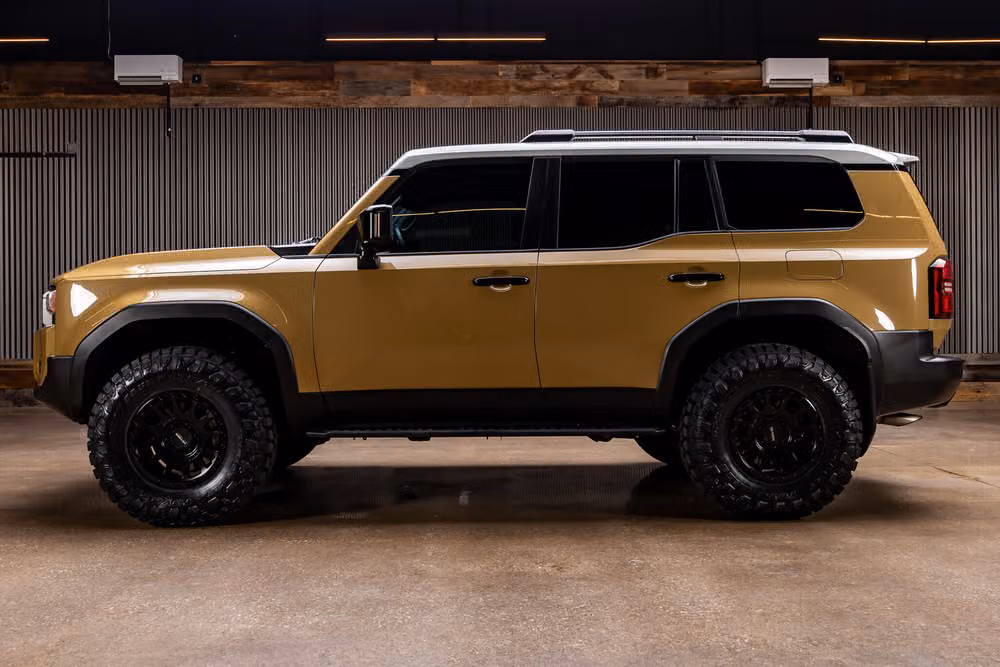 2024 Toyota Land Cruiser Base Image 7