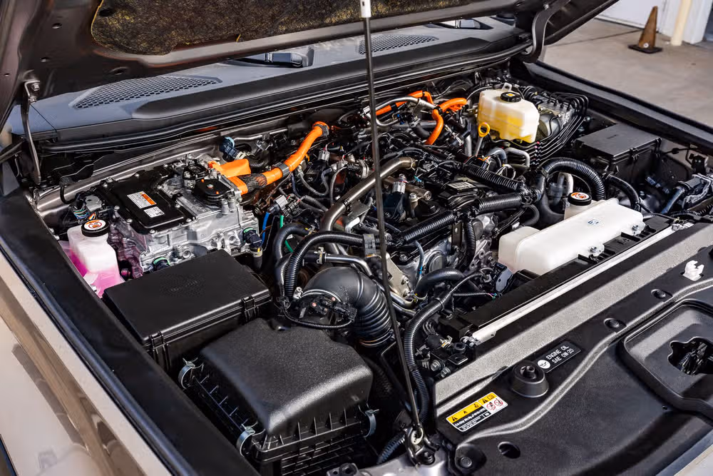 2026 Toyota Land Cruiser Base Image 40