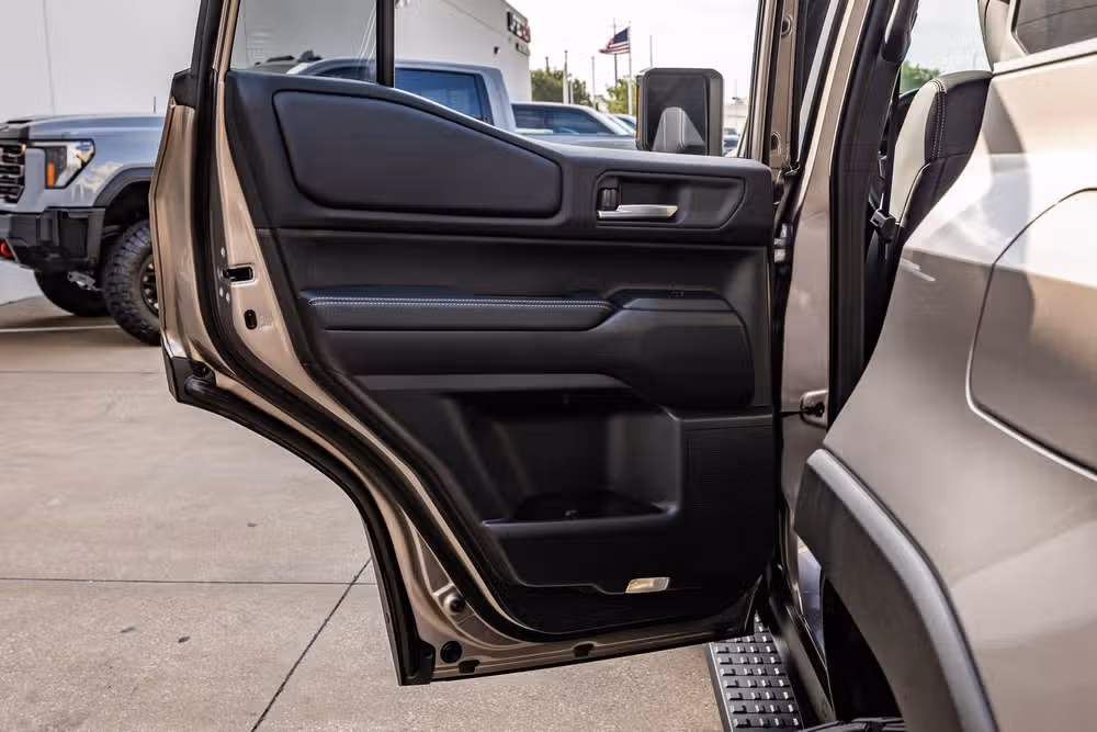 2026 Toyota Land Cruiser Base Image 37