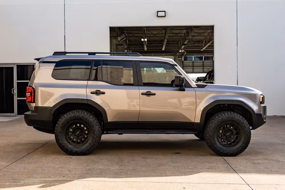 2026 Toyota Land Cruiser Base Image 11