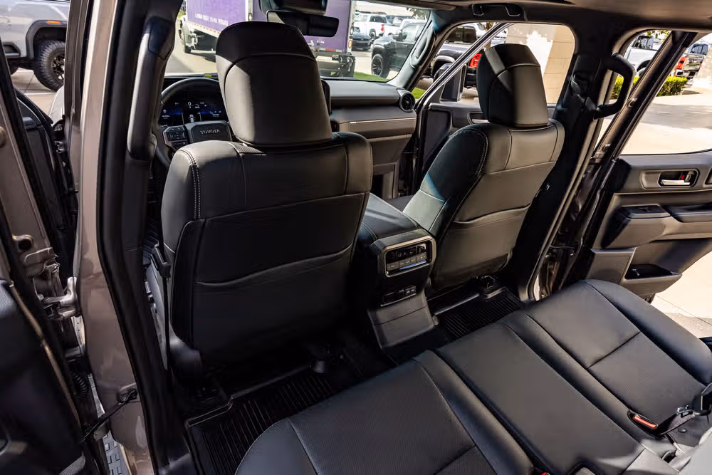 2026 Toyota Land Cruiser Base Image 33