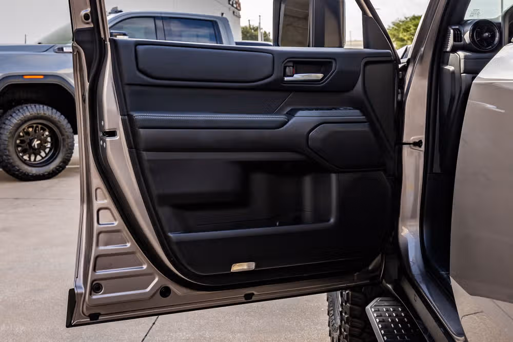 2026 Toyota Land Cruiser Base Image 35