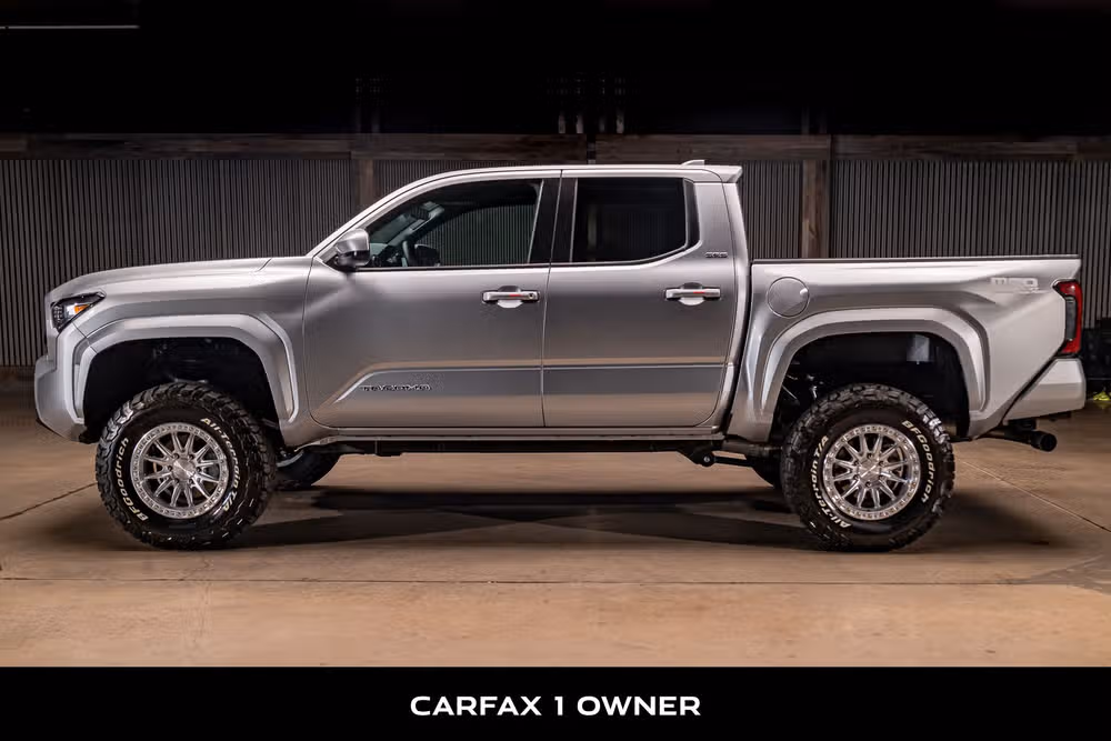 2026 Toyota Tacoma SR5 Double Cab Image 5