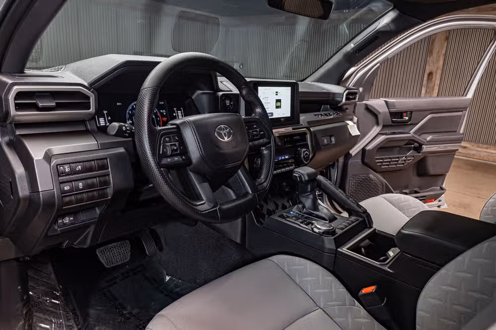2026 Toyota Tacoma SR5 Double Cab Image 12