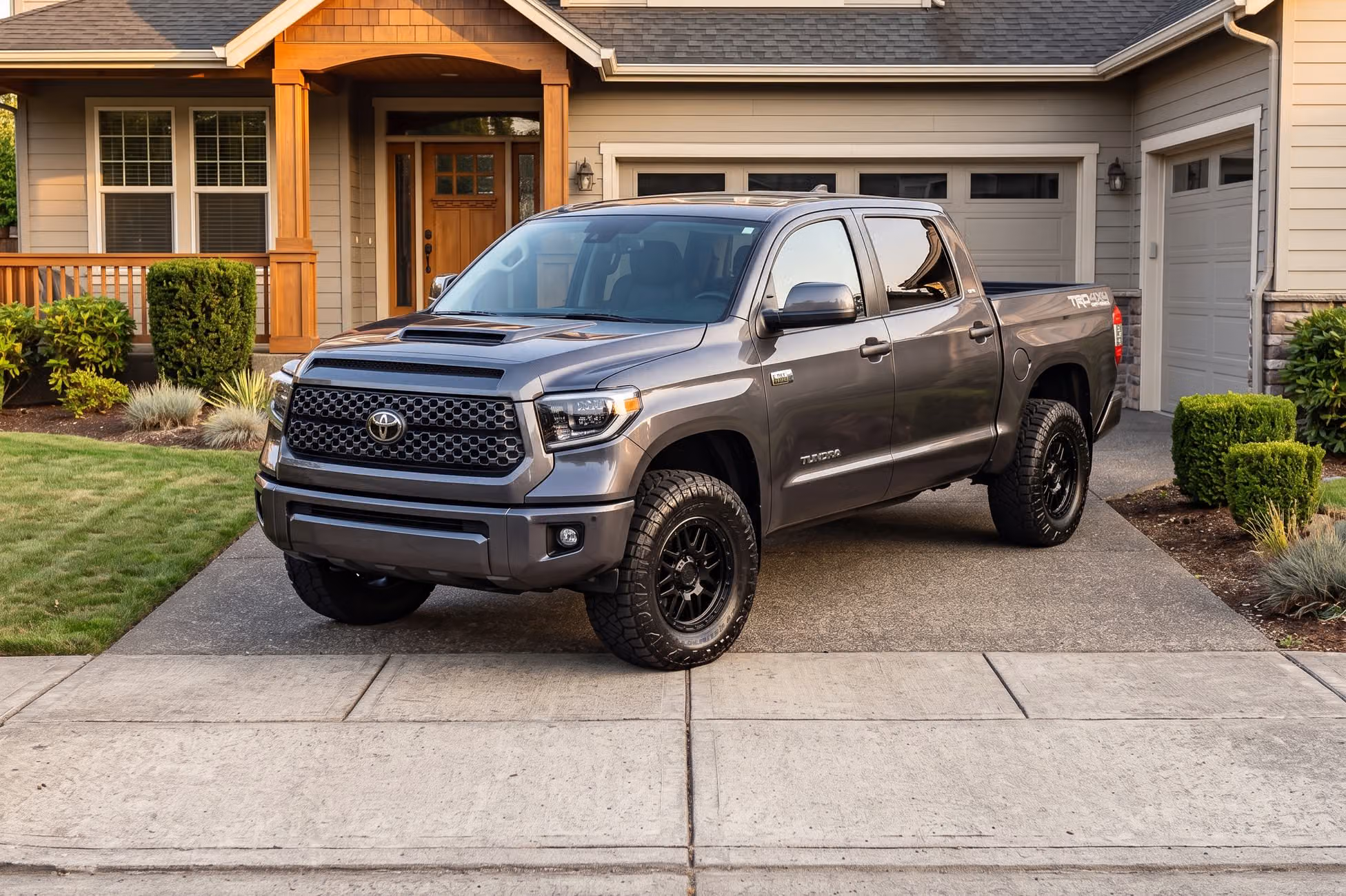 2020 Toyota Tundra SR5 CrewMax Image 30