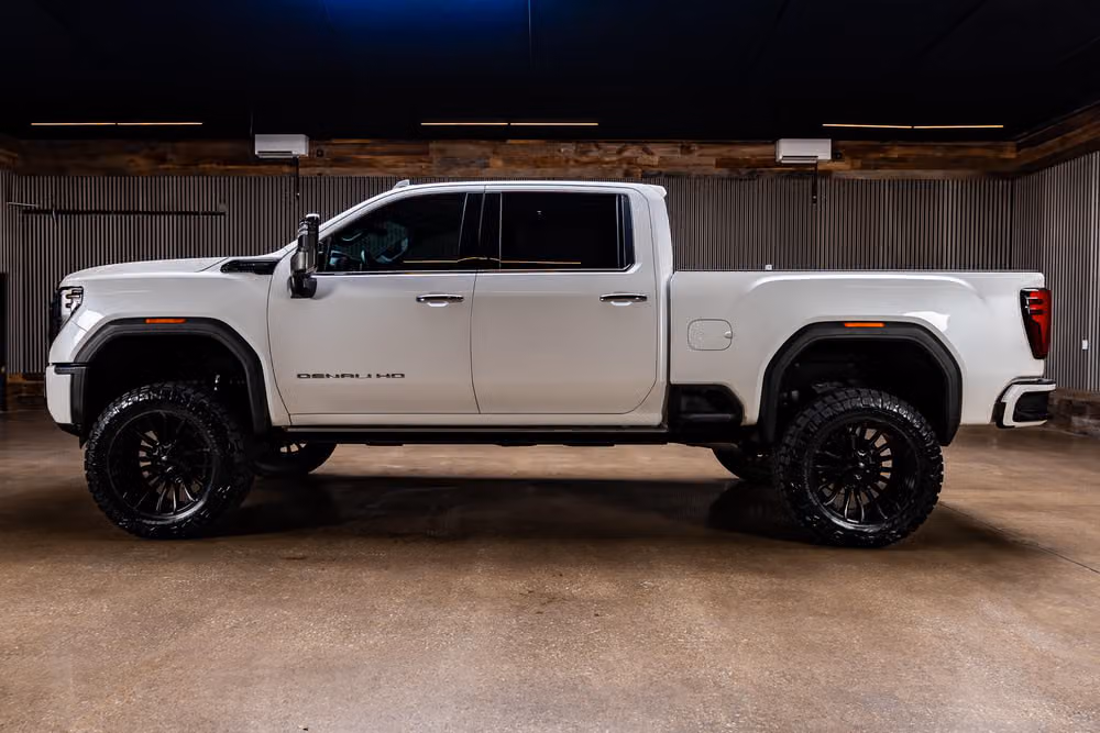 2024 GMC Sierra 2500HD Denali Ultimate Crew Cab Image 6
