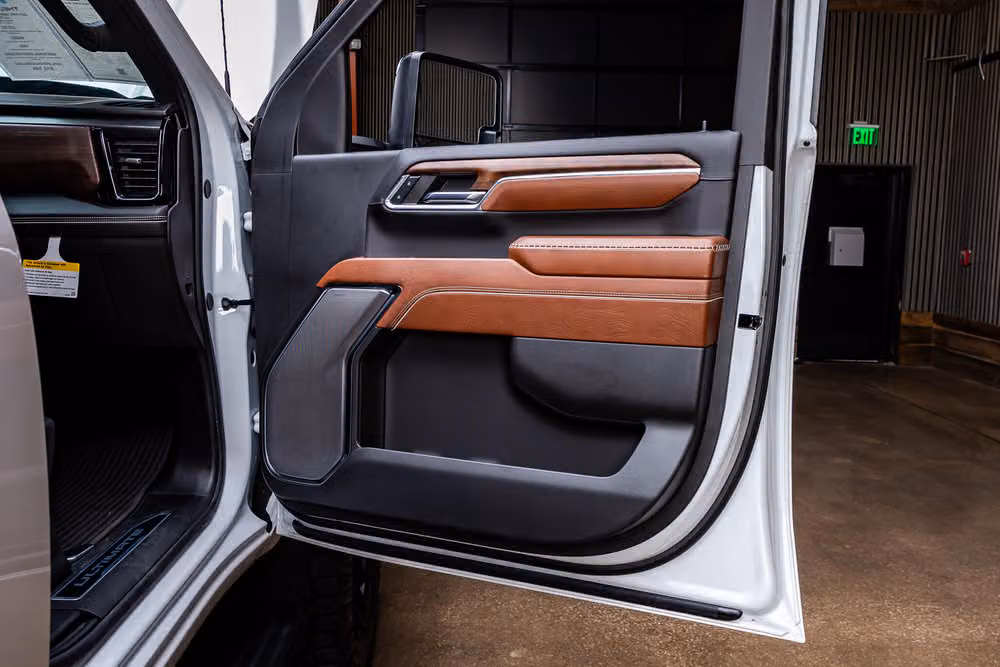 2024 GMC Sierra 2500HD Denali Ultimate Crew Cab Image 38