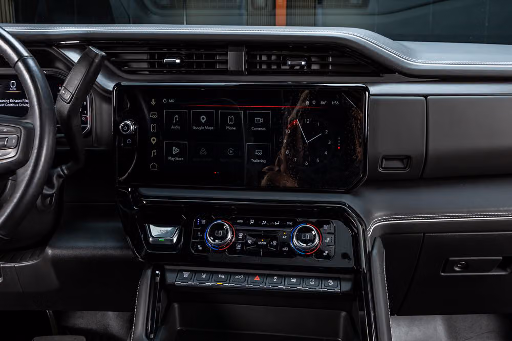 2025 GMC Sierra 2500HD AT4X Crew Cab Image 24
