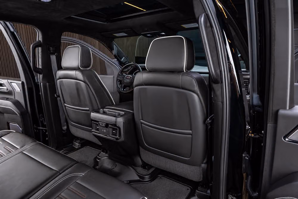2025 GMC Sierra 2500HD AT4X Crew Cab Image 33