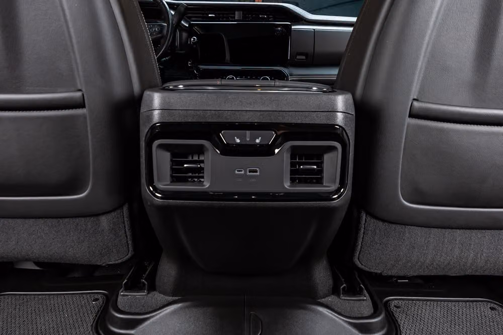 2025 GMC Sierra 2500HD AT4X Crew Cab Image 34
