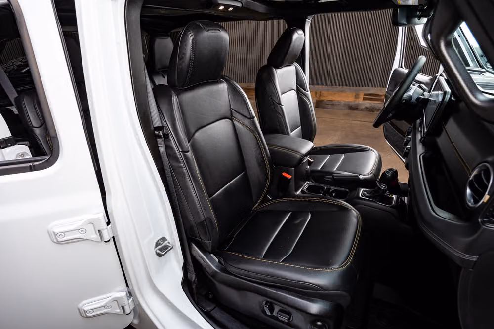 2025 Jeep Wrangler Sahara Image 32