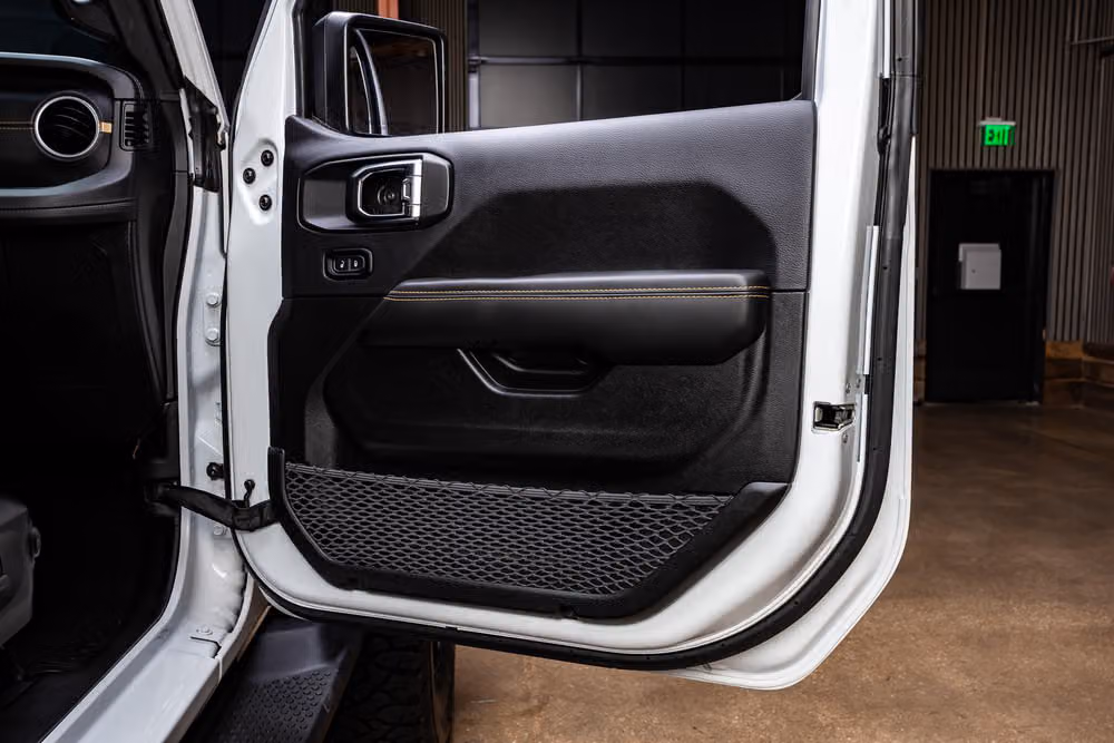 2025 Jeep Wrangler Sahara Image 38