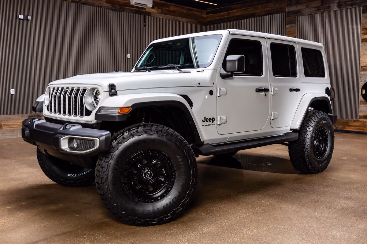 2025 Jeep Wrangler Sahara