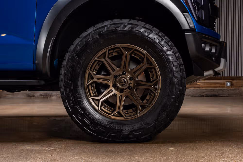 2021 Ford F-150 Raptor SuperCrew Image 10