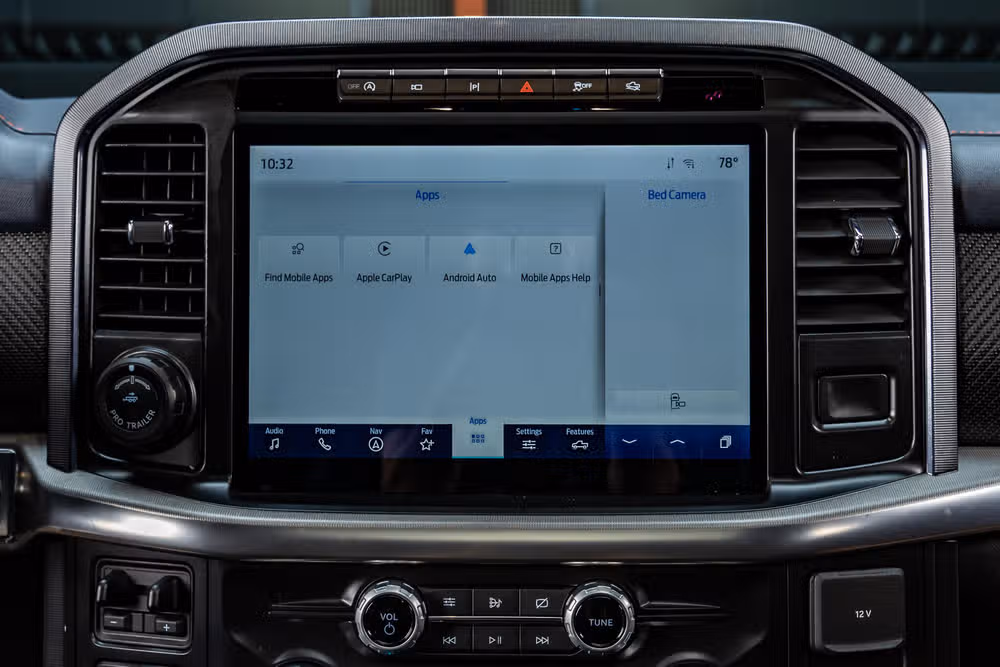 2021 Ford F-150 Raptor SuperCrew Image 24