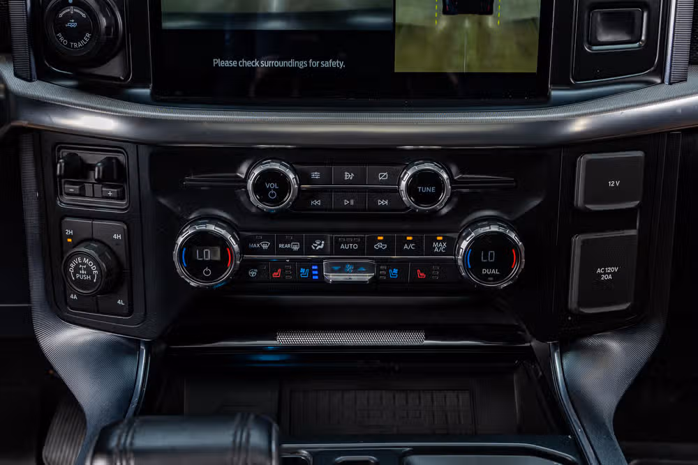 2021 Ford F-150 Raptor SuperCrew Image 26