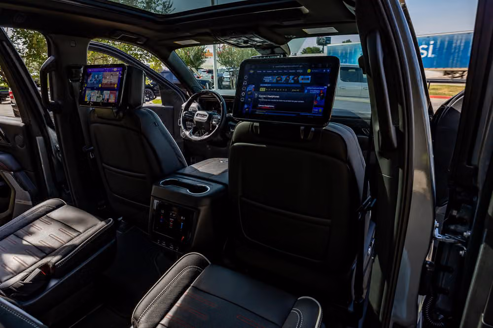 2026 GMC Yukon AT4 Ultimate Image 33