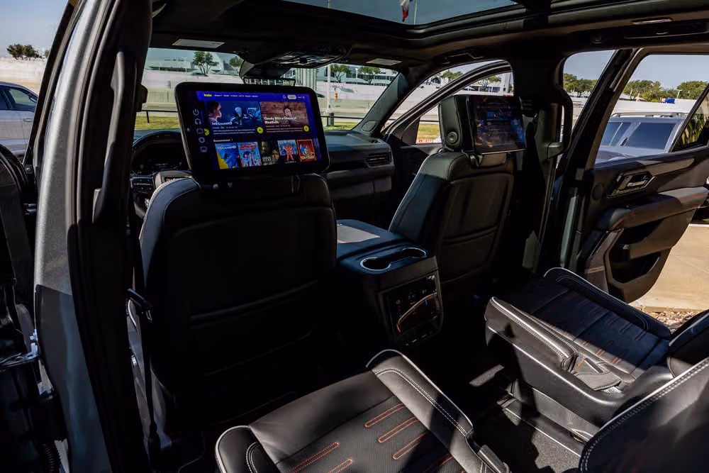 2026 GMC Yukon AT4 Ultimate Image 35