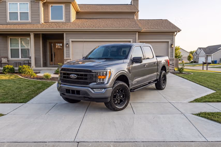 2022 Ford F-150 XLT SuperCrew Image 44