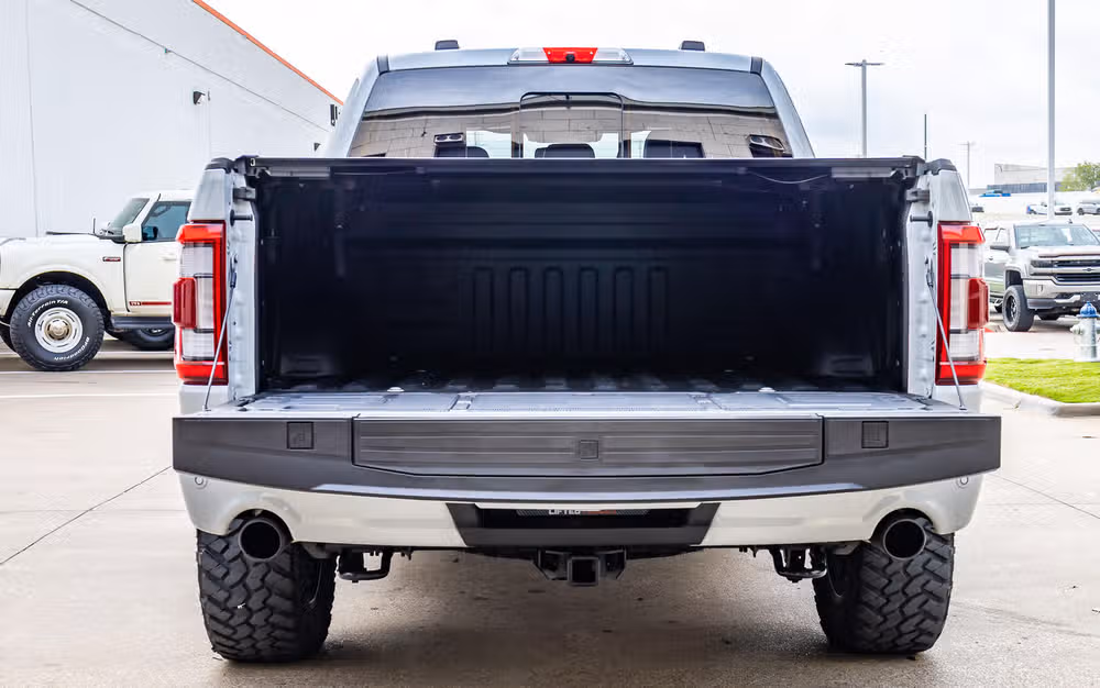 2023 Ford F-150 Tremor SuperCrew Image 8