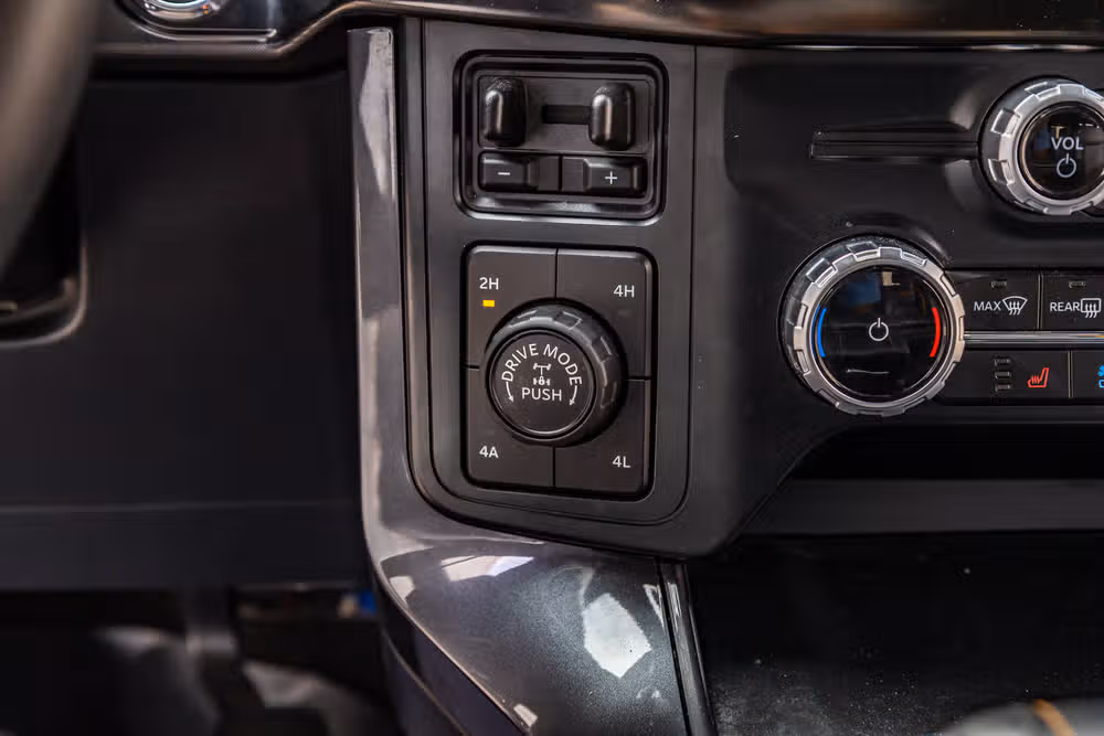2023 Ford F-150 Tremor SuperCrew Image 20