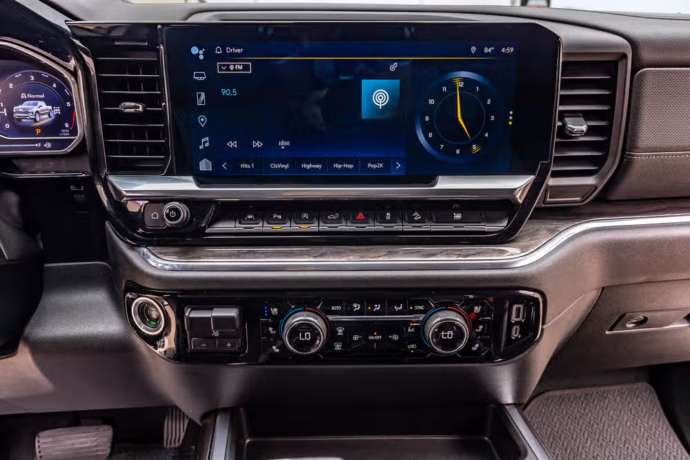 2023 Chevrolet Silverado 1500 LTZ Crew Cab Image 22