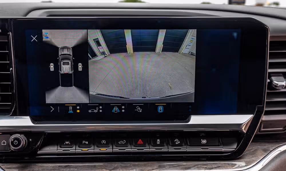 2023 Chevrolet Silverado 1500 LTZ Crew Cab Image 24
