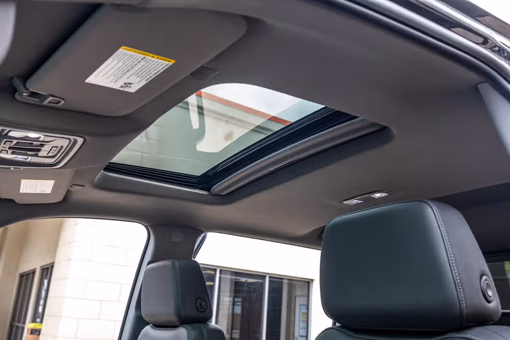 2023 Chevrolet Silverado 1500 LTZ Crew Cab Image 29